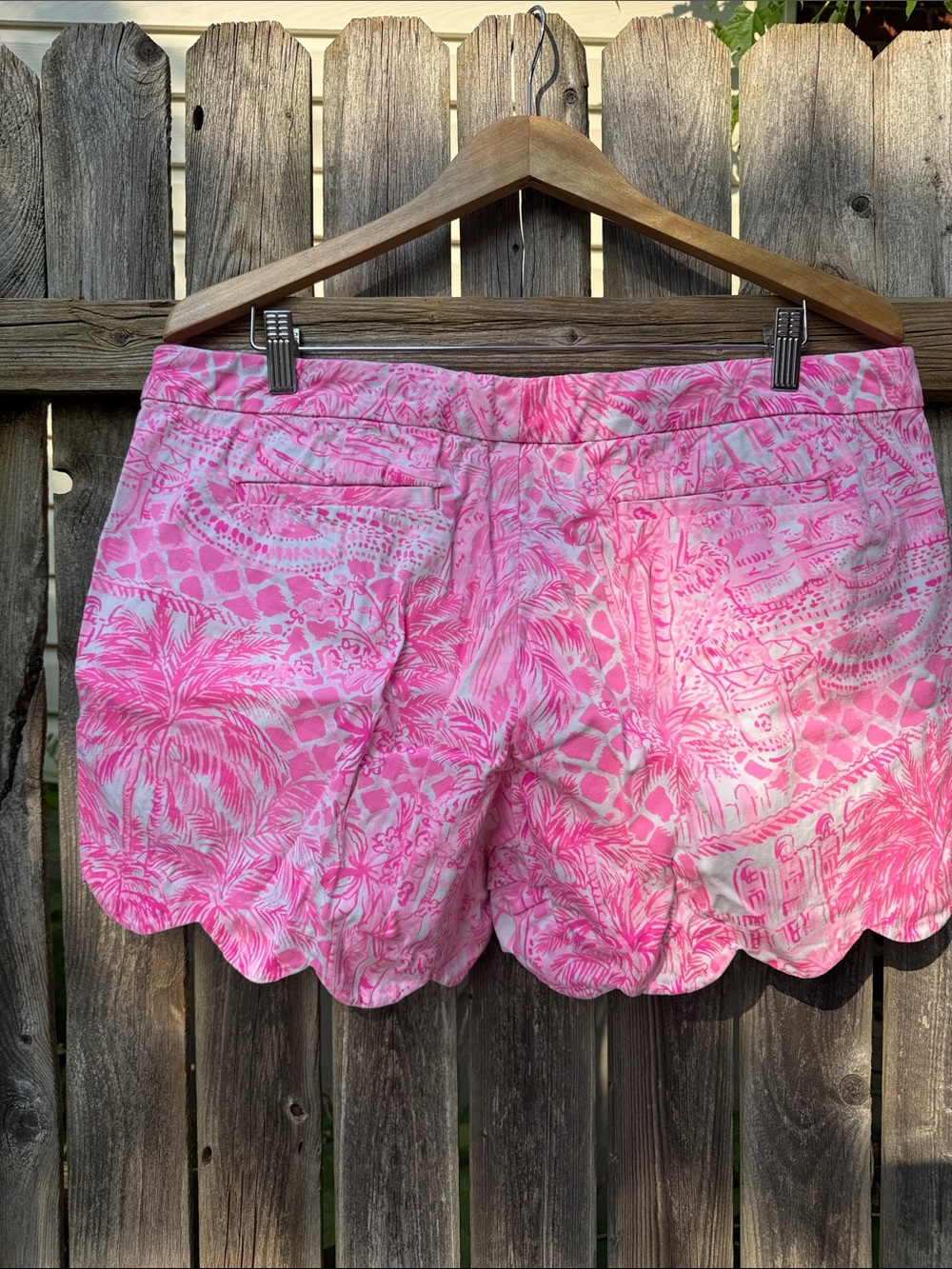 Lilly Pulitzer Buttercup Shorts Pink Blossom Palm Beach Paradise Size 14 - Picture 2 of 6